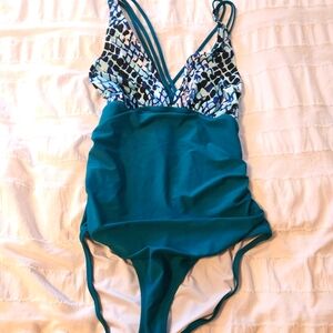 Mermaid print Cupshe one piece bathing suit 🧜🏼‍♀️